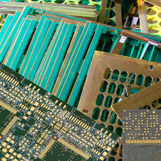 Bare PCBs with gold-plating / gold-plated PCB frames from PCB production